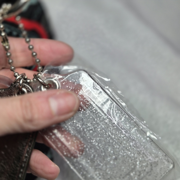 ✨ Rare Collector’s Coach Poppy Graffiti Hobo ✨ - Picture 11 of 17